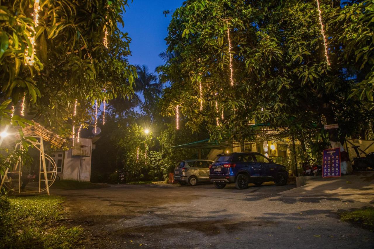 Sanidhya Beach Resort Alībāg Zewnętrze zdjęcie