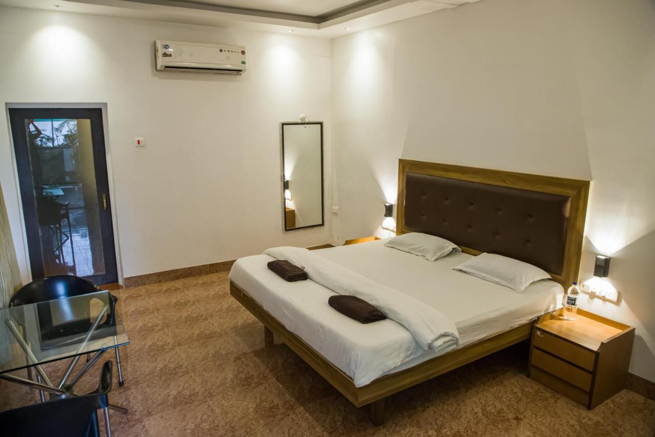 Sanidhya Beach Resort Alībāg Zewnętrze zdjęcie