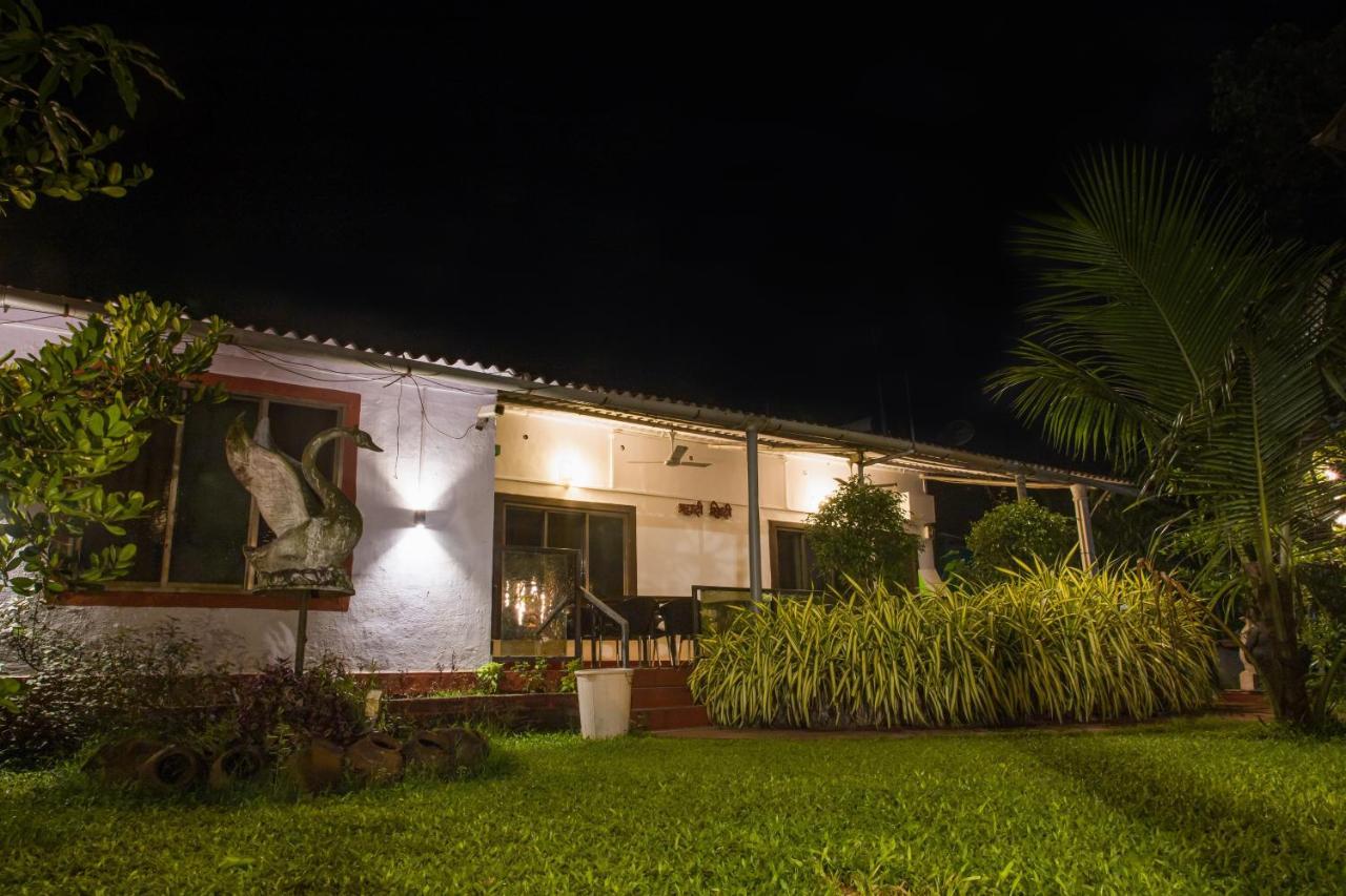 Sanidhya Beach Resort Alībāg Zewnętrze zdjęcie