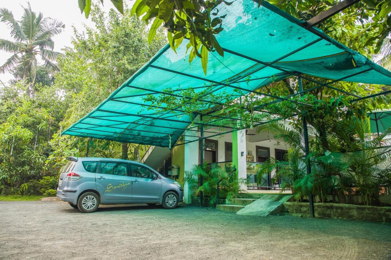 Sanidhya Beach Resort Alībāg Zewnętrze zdjęcie